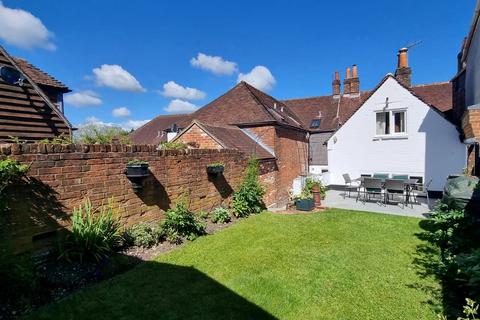 3 bedroom terraced house for sale, HIGH STREET, FAREHAM. GUIDE PRICE £400,000-£425,000