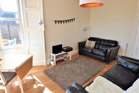 2 bedroom flat to rent, Merchiston Grove, Shandon, Edinburgh, EH11