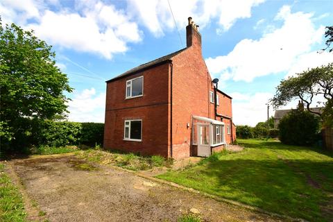 3 bedroom detached house to rent, Halloughton, Southwell, Nottinghamshire, NG25