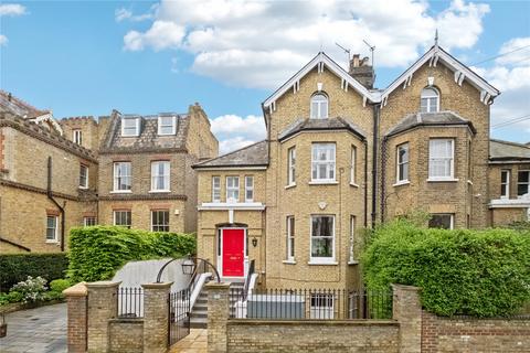 4 bedroom semi-detached house for sale, Vardens Road, SW11