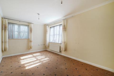 2 bedroom apartment for sale, Dairy Close, London, NW10