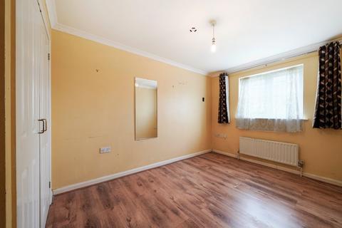 2 bedroom apartment for sale, Dairy Close, London, NW10