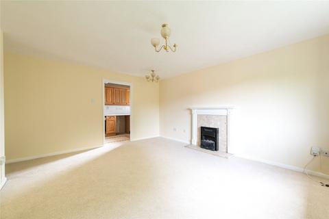2 bedroom flat for sale, Lindisfarne Gardens, Maidstone, Kent, ME16