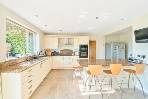 4 bedroom detached house for sale, Hawthorn Close, Micheldever, Winchester, Hampshire, SO21