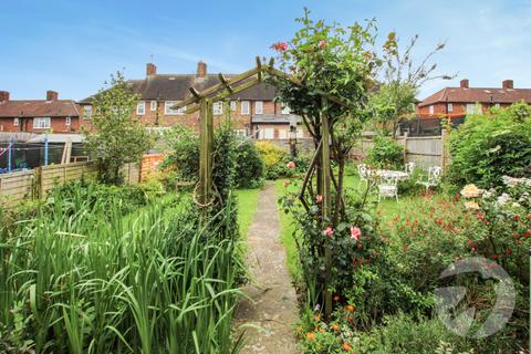 15 Sladebrook Road, London, SE3 8LT