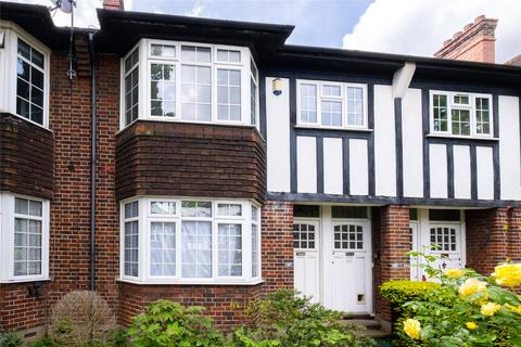 3 bedroom maisonette for sale, Streatham, London SW16