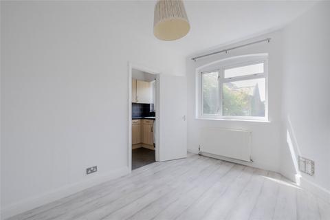 3 bedroom maisonette for sale, Streatham, London SW16