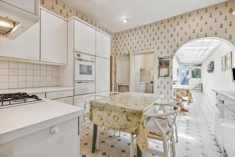 5 bedroom terraced house for sale, Westover Road, London, SW18