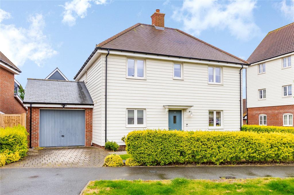 Running Well, Runwell, Wickford... 3 bed detached house for sale £540,000
