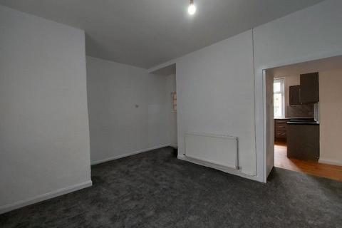 2 bedroom terraced house to rent, Ford Street, Burnley BB10