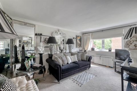 3 bedroom apartment for sale, Riverside Drive, Solihull, B91 3HH