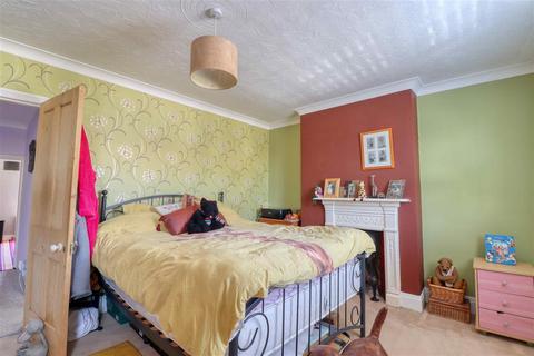 50 Crossfield Road, Clacton-on-sea, CO15 3QT