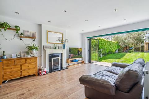 4 bedroom semi-detached house for sale, Heronsgate Road, Chorleywood, WD3