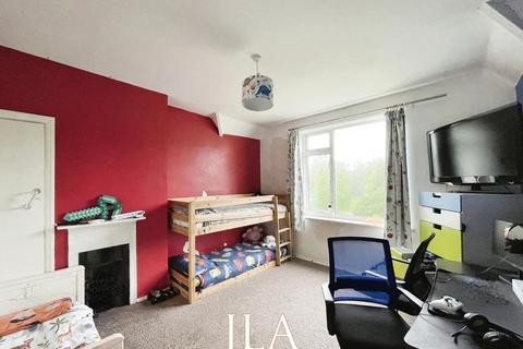 3 bedroom semi-detached house to rent, Leicester LE3