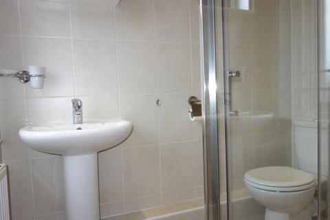 1 bedroom in a house share to rent, Bingley Road, Saltaire, Bradford, BD18