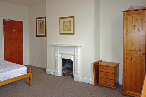 undefined, Bingley Road, Saltaire, Bradford, BD18
