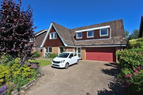 5 Moorlands Close, Brockenhurst, SO42 7QS