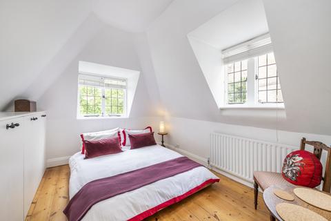 undefined, Perrins Walk, Hampstead, London