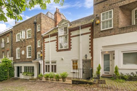 undefined, Perrins Walk, Hampstead, London