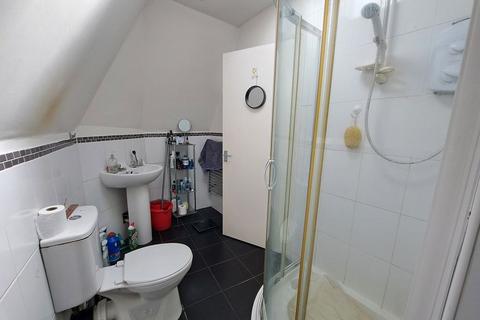 1 bedroom property for sale, Upper Avenue, Eastbourne, East Sussex, BN21 3XH