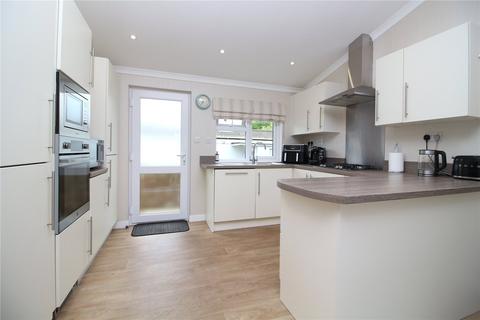 2 bedroom park home for sale, Woodlands Park, Hordle, Hampshire, SO41