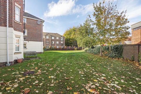 2 bedroom apartment for sale, Abbotsmead Place, Reading RG4