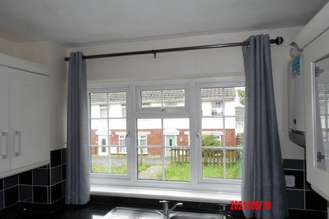 2 bedroom terraced house to rent, Hodges Walk, Torrington, EX38