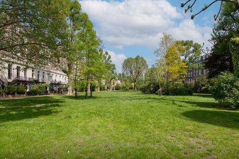 1 bedroom flat for sale, Clifton Gardens, Little Venice W9