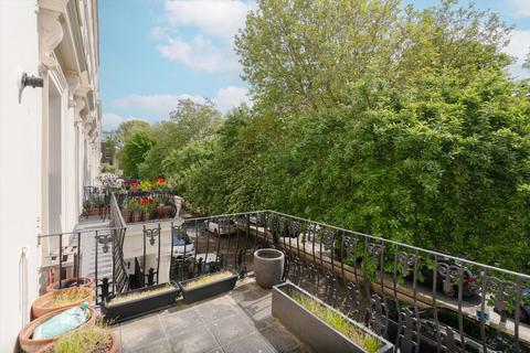 1 bedroom flat for sale, Clifton Gardens, Little Venice W9