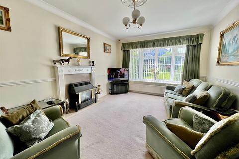 73 Clifford Moor Road, Boston Spa, Wetherby, LS23 6NP