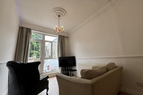 1 bedroom in a house share to rent, G4, Pearson Park, Hull, HU5 2TQ