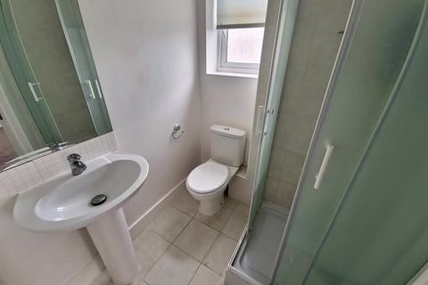 2 bedroom apartment to rent, Totton, Southampton SO40