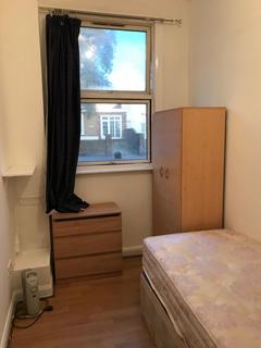 1 bedroom in a house share to rent, High Street, London NW10