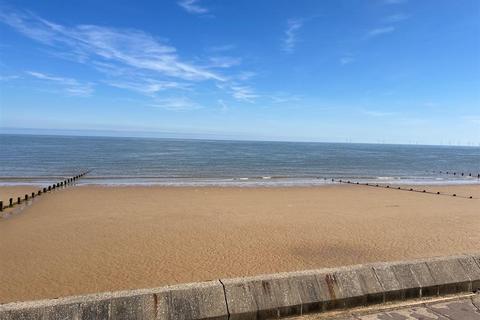 Chalet for sale, Frinton on Sea CO13