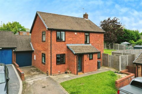 4 bedroom link detached house for sale, Valley Road, Burghfield Common, Reading, RG7