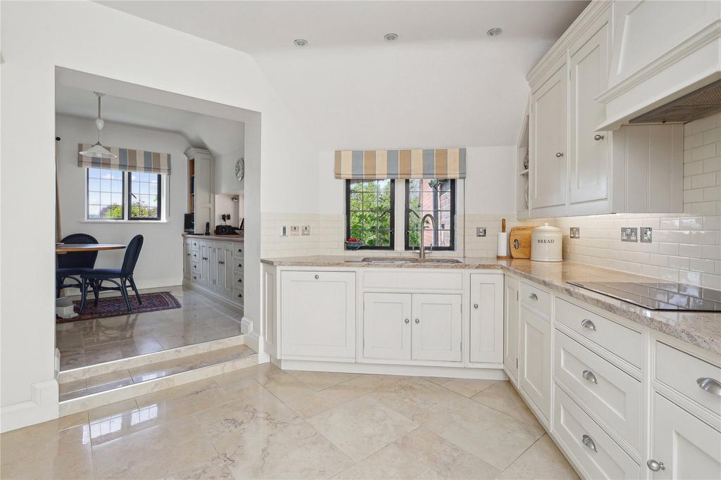 Kitchen/Sun Lounge