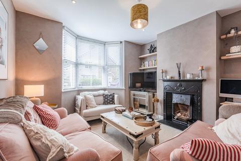 74 Common Lane, New Haw, Addlestone, KT15 3LL