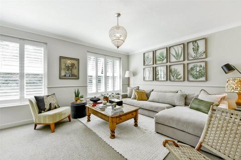 undefined, Agars Place, Datchet, Windsor and Maidenhead, SL3