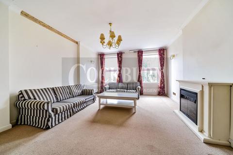 2 bedroom flat to rent, West Park, Mottingham, SE9