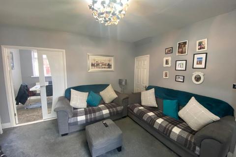 21 Prudhoe Grove, Jarrow, NE32 5YF