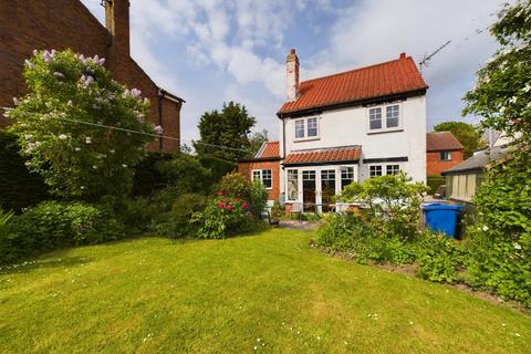 3 bedroom detached house for sale, Main Street, Watton, YO25 9AW