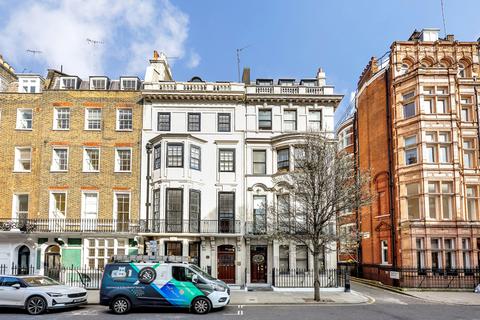 6 bedroom house for sale, Harley Street, London, W1G