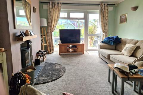 4 bedroom bungalow for sale, Penmoor Road, Berrow, Burnham-on-Sea, TA8