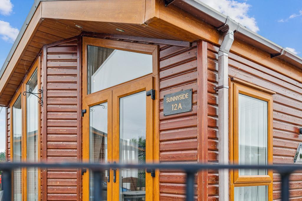Lochmanor Park, Dunning, Perthshire... 2 bed lodge for sale £89,950