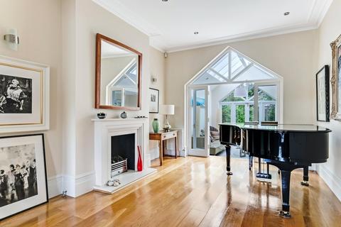 5 bedroom house for sale, Bishops Road, Highgate