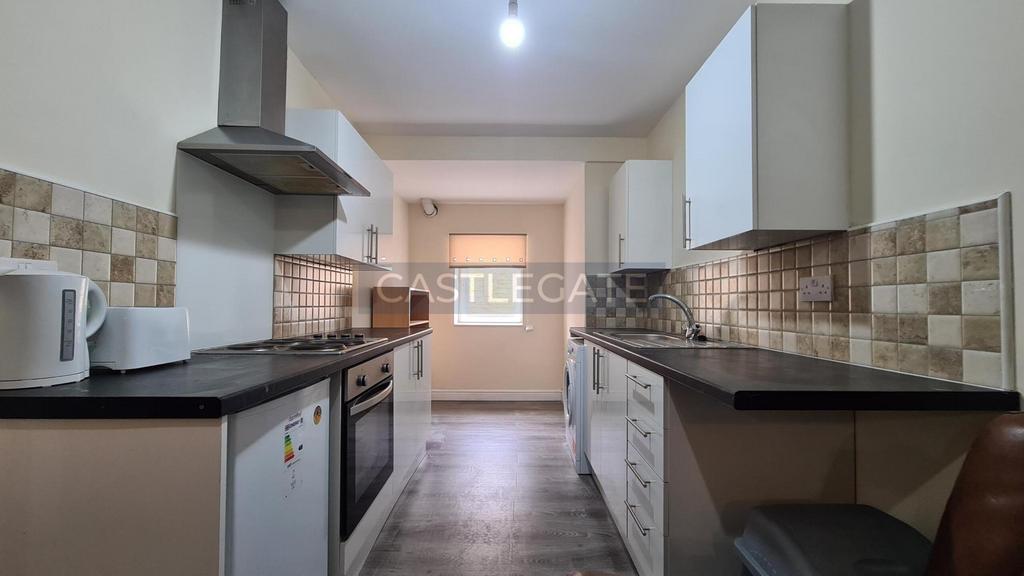 Westgate Apartments, Room 10, Temple Close, Hudder