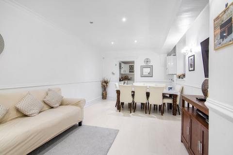 5 bedroom terraced house for sale, Kirton Road, Upton Park, London, E13