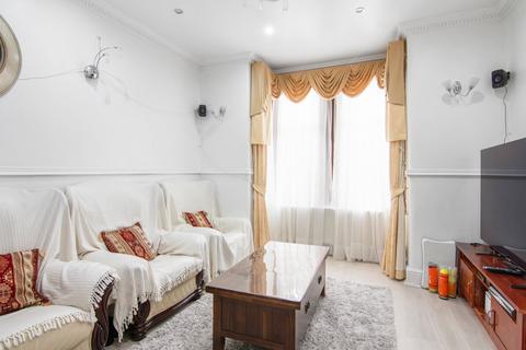 5 bedroom terraced house for sale, Kirton Road, Upton Park, London, E13