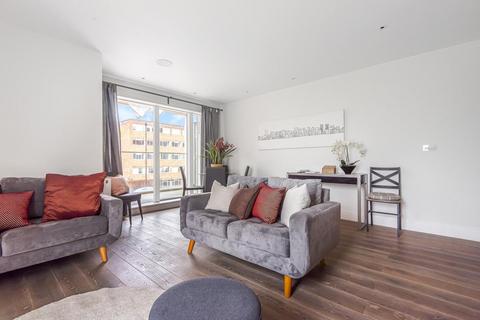 2 bedroom flat for sale, Berwick Close, Uxbridge Road, Ealing