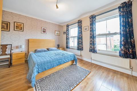 3 bedroom terraced house for sale, Ellora Road, Streatham